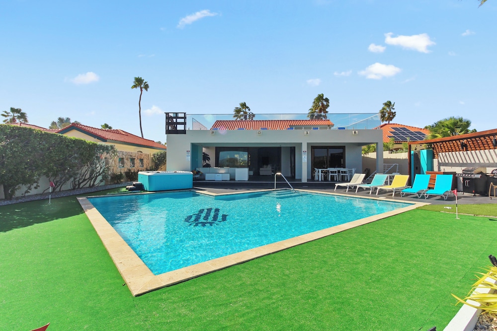 Tierra del Sol Resort by Bocobay