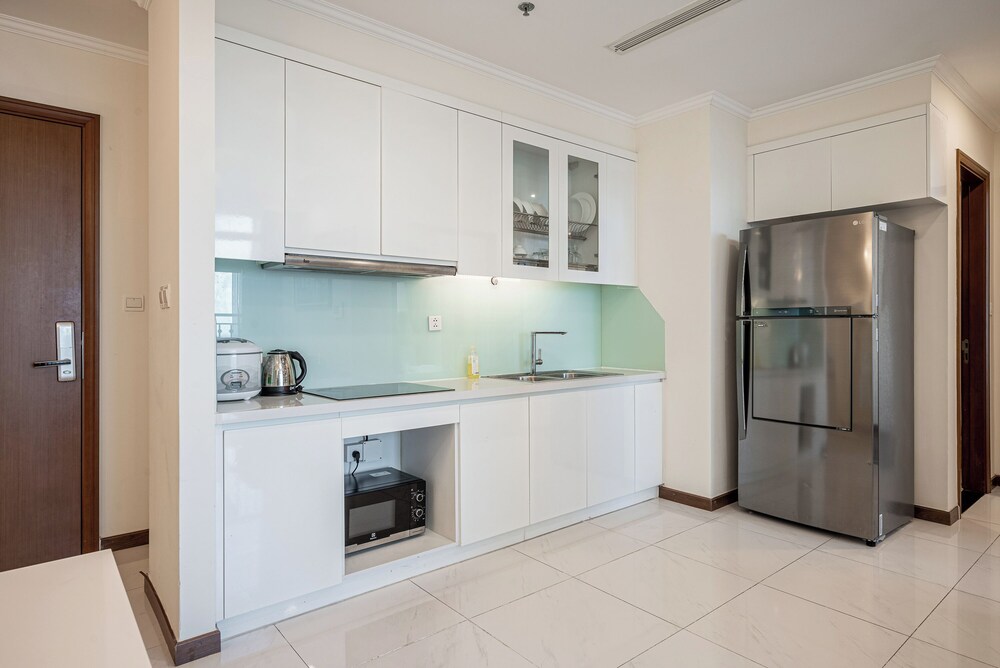 PD Pristine Apartment Landmark Plus
