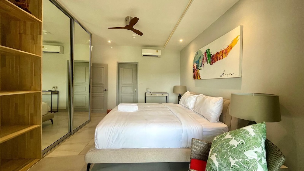 Luxury Seaview 6 Bedrooms With Infinity Pool Villa, Private Gym, Superfast Wifi