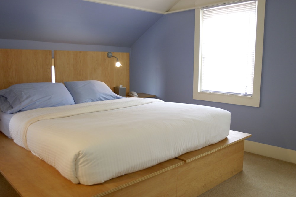 Inn On Columbia