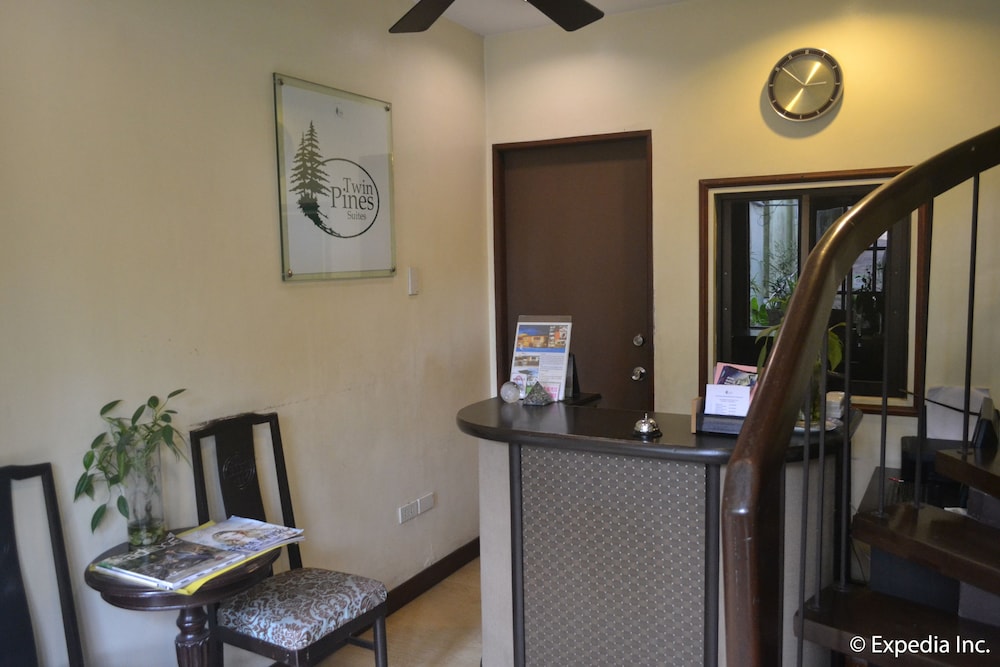 Twin Pines Suites