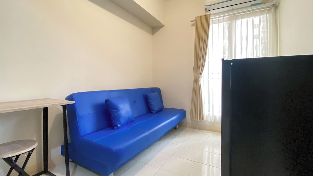 Comfortable and Nice 2BR Apartment at Podomoro Golf View