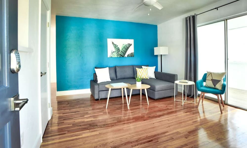 Broadway Suites Downtown by RocketStay