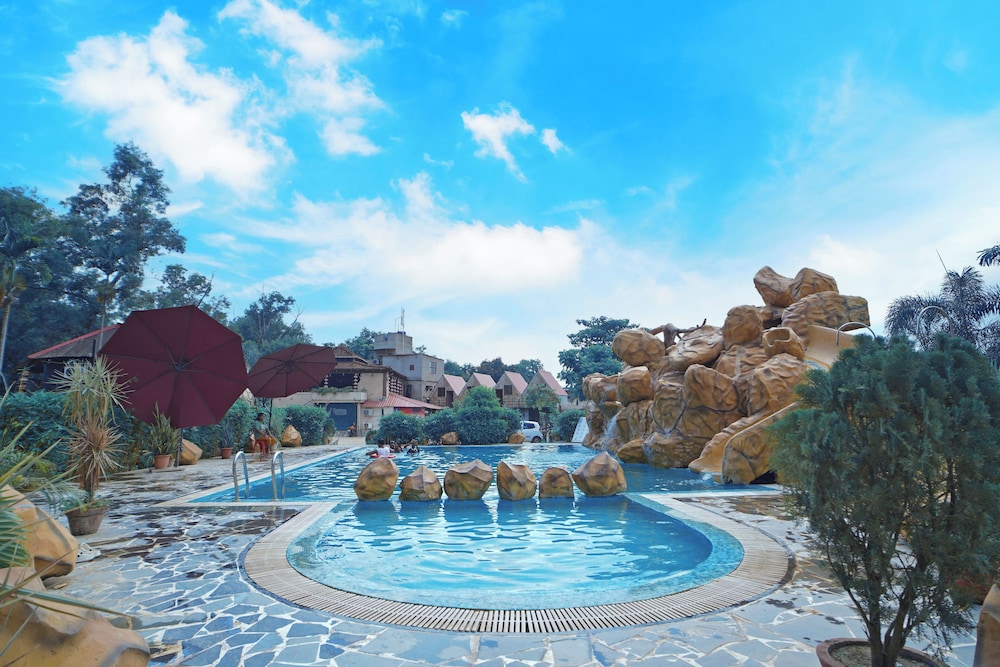Shakuntala Village Resort
