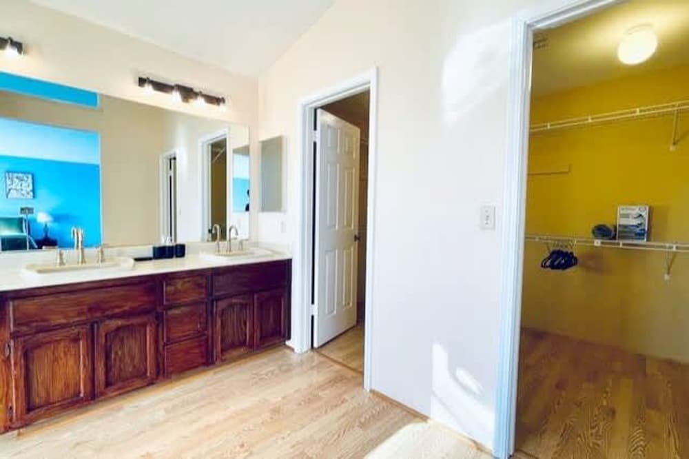 Vallejo Beautiful 4br Home wt Mountain View Napa