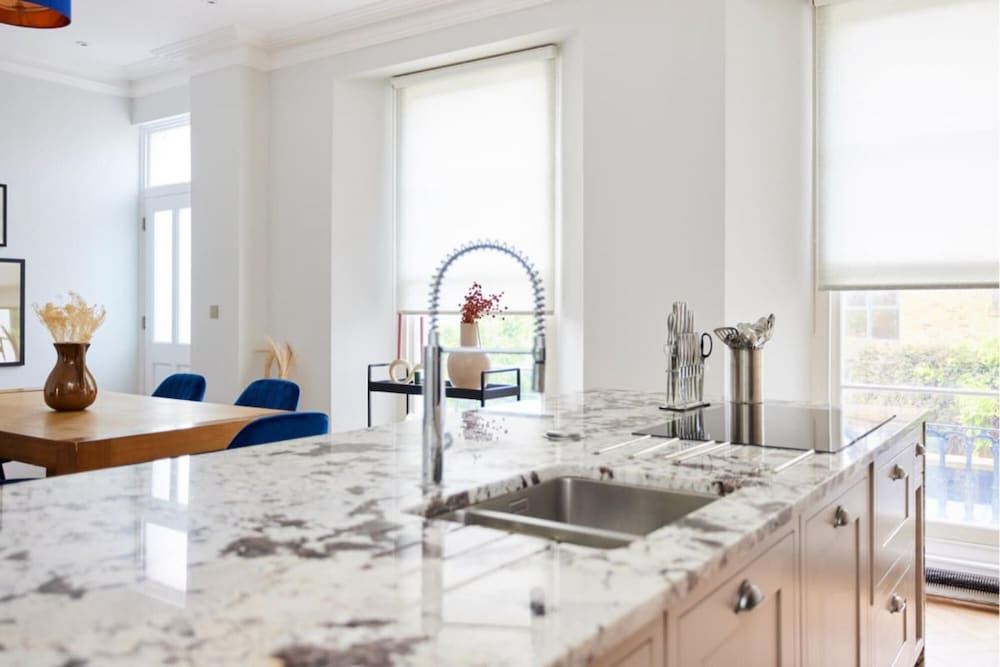 The Camden Place - Breathtaking 4bdr Flat With Garden