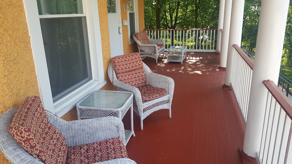 Eden Park Guest House
