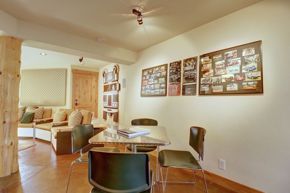 11 Stormwatch Circle 4br 3.5ba 4 Bedroom Home