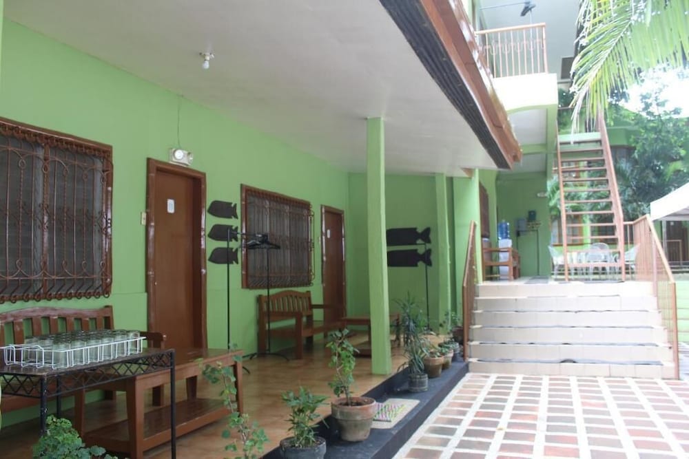 Coron Village Lodge