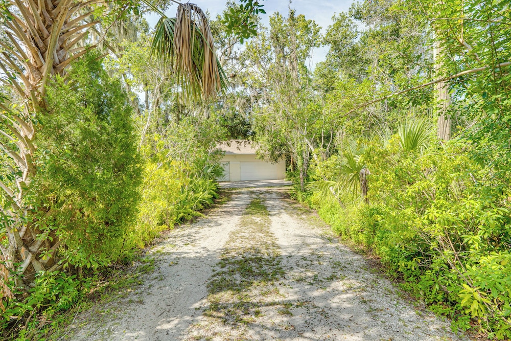 Forested Wimauma Retreat 2 Mi to State Park!
