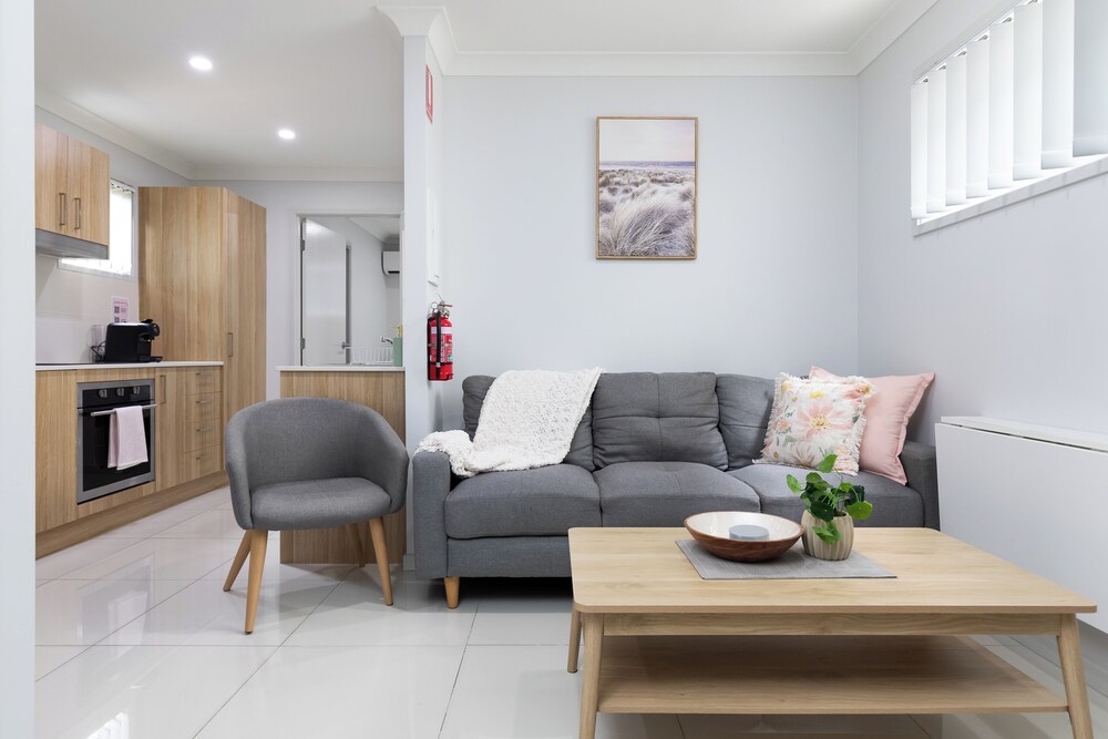 Smart Suites Self Check-in Apartments - 39 Freney