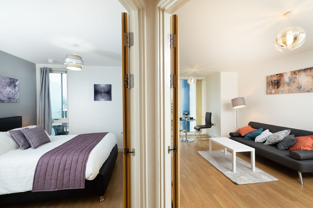 Brightleap Apartments - The Hub