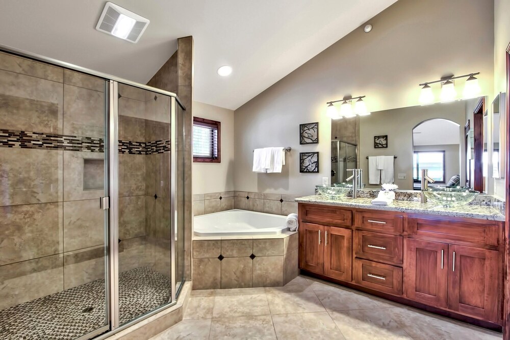 Conifer Chalet 3 Bedroom Condo