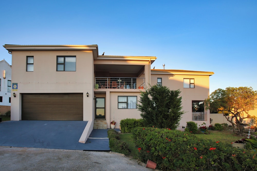 Sa-Ais, Langebaan 6-sleeper