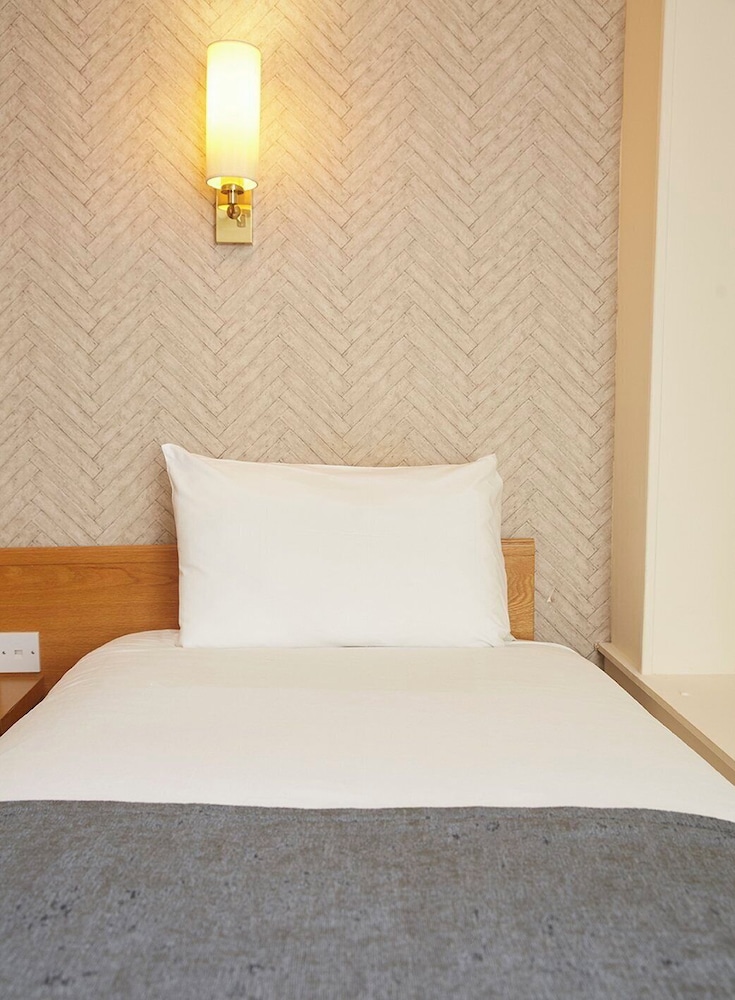 De Trafford Hotel by Chef and Brewer Collection