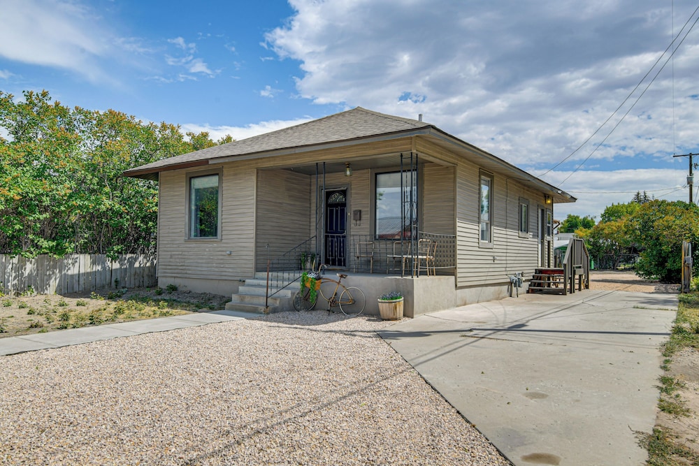 17 Mi to Bear Lake: Lovely Family Home!