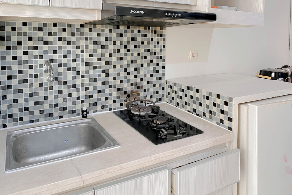 Good Deal And Comfy 2Br Kebagusan City Apartment