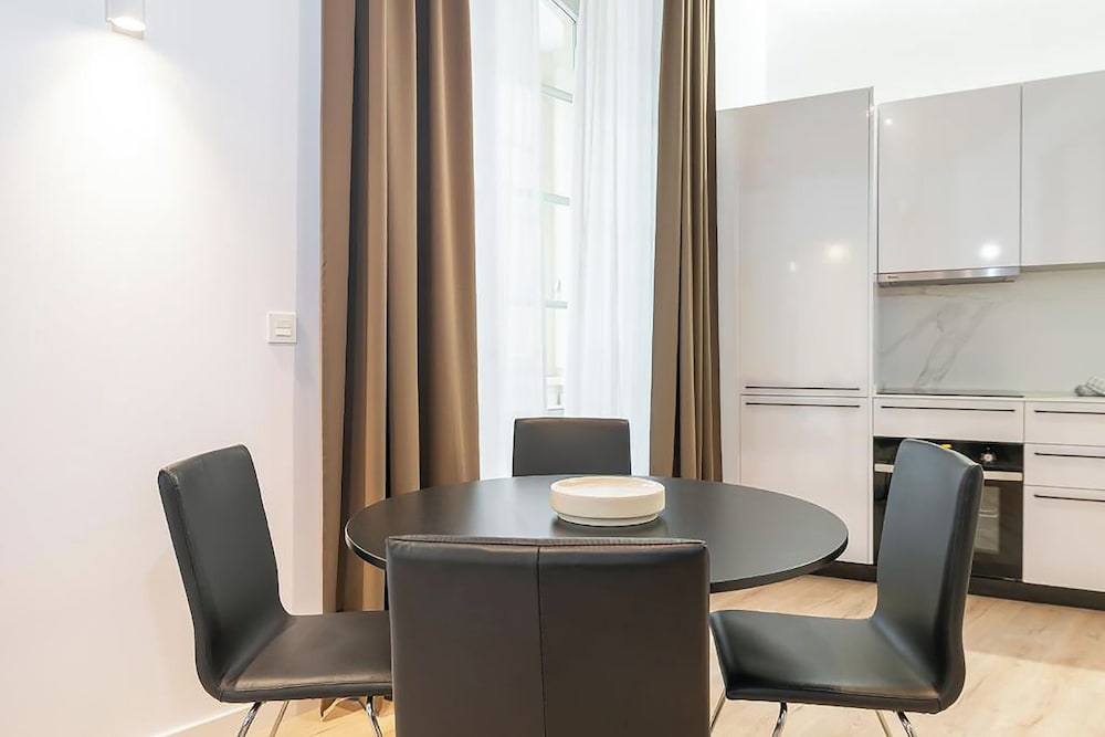 Feelathome Conde Apartments