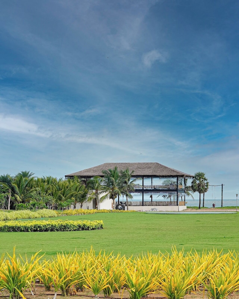 Golden Sands - By The Bay Resorts