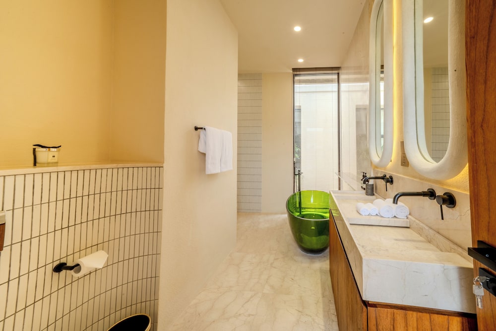 Suom Hotel and Villas