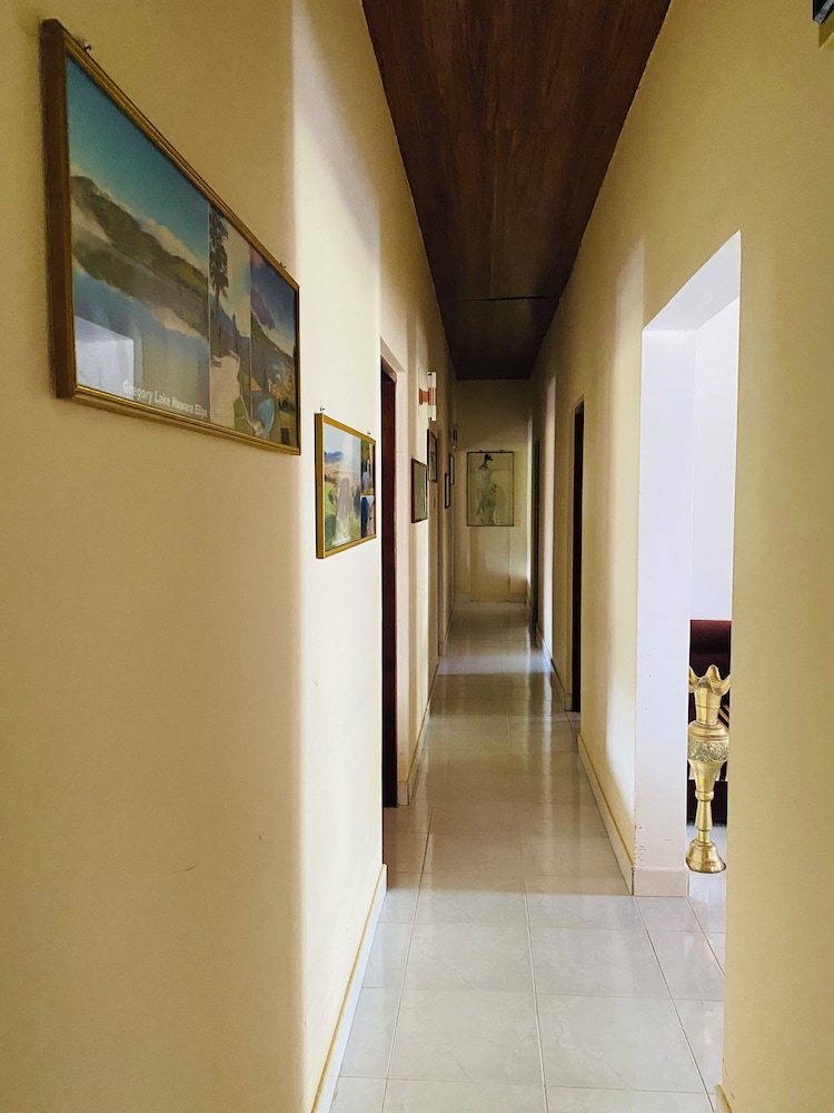 The Iris Villa