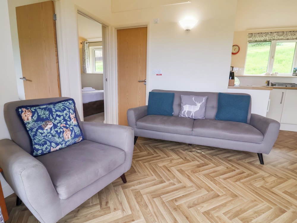 Chalet Log Cabin L14