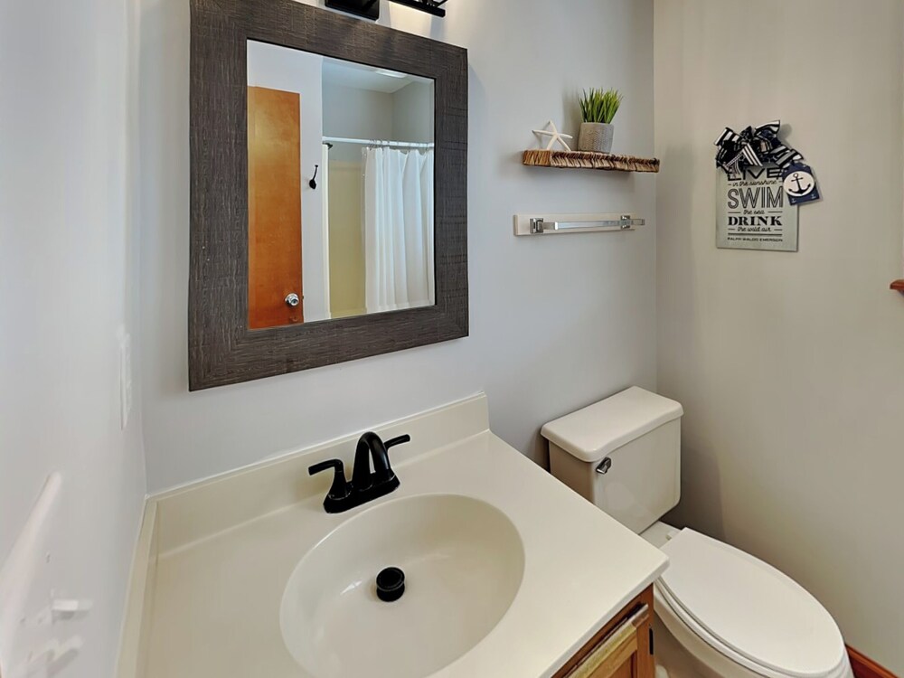 Blue Lagoon by Topsail Realty