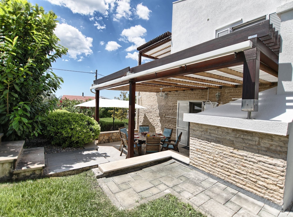 Holiday Home Srećko