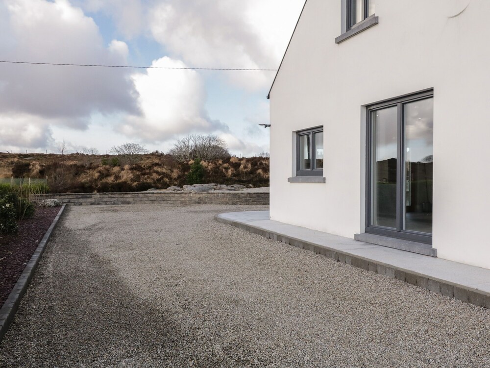 Moorhen House