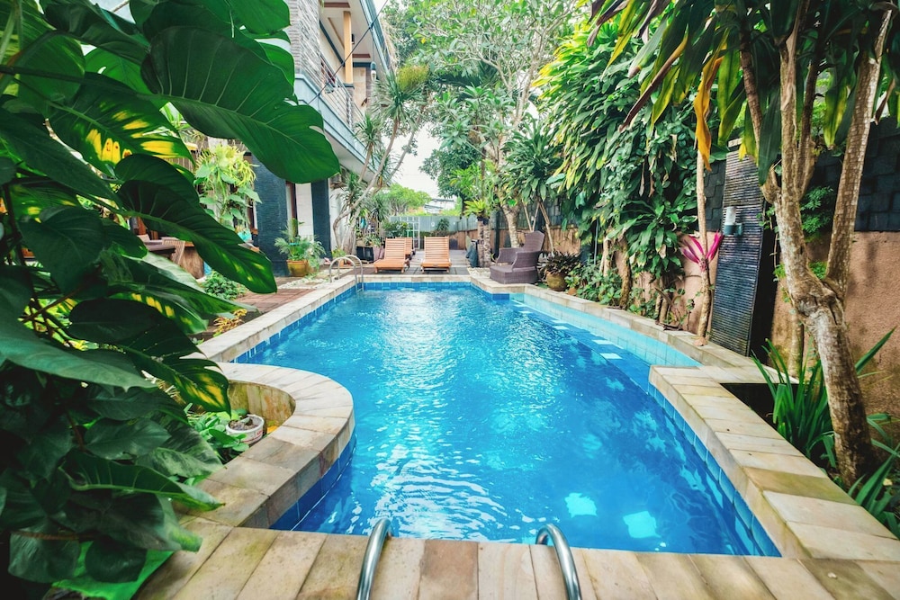 Aeena Homestay