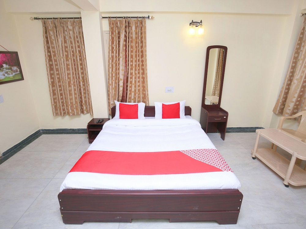 OYO 14084 Home Hill View Studio Barog - Property Image 12