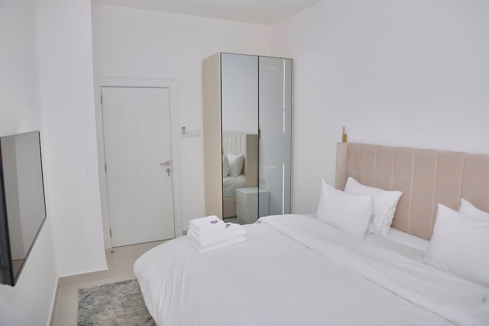 Bluerock Residences view 5