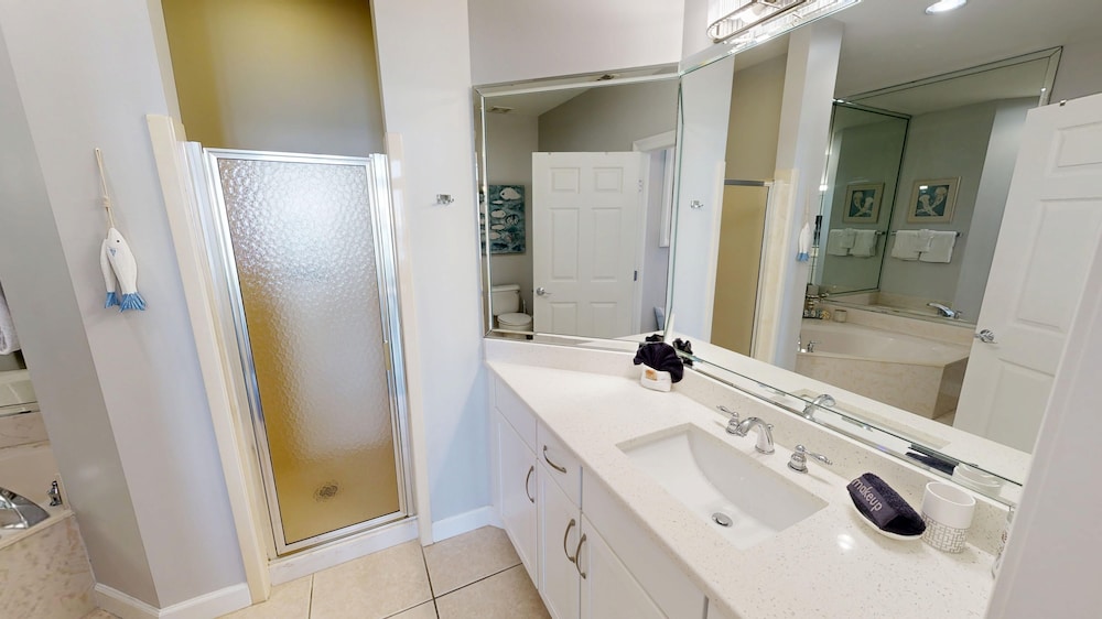 Sterling Shores Penthouse #2 3 Bedroom Condo