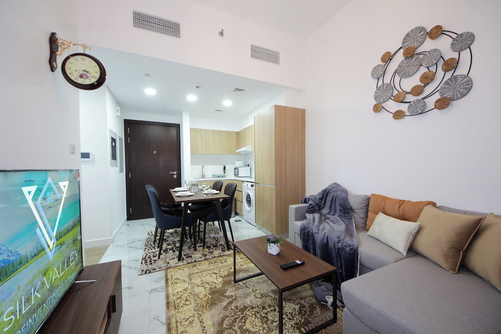 Silk Valley - Cozy 1B near Masdar Park