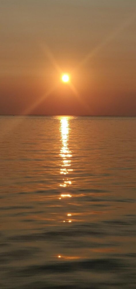 Appeldoorn's Sunset Bay Resort