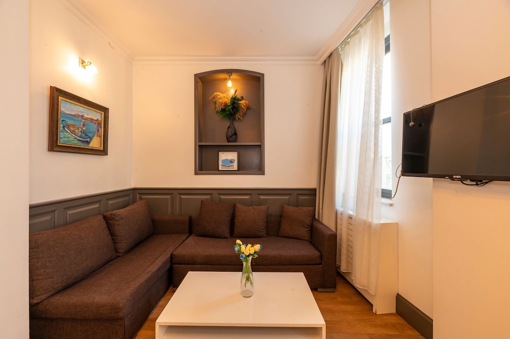 Pera Line Cihangir Hotel - Image 7