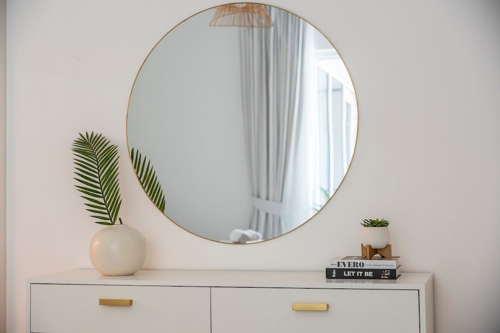 Cozy 1-bedroom Apartment for 4 in Dubai Marina