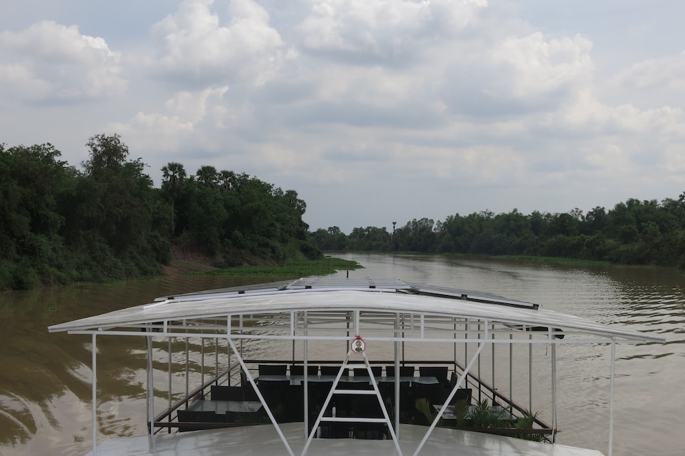Phocea Cruise Siem Reap to Phnom Penh