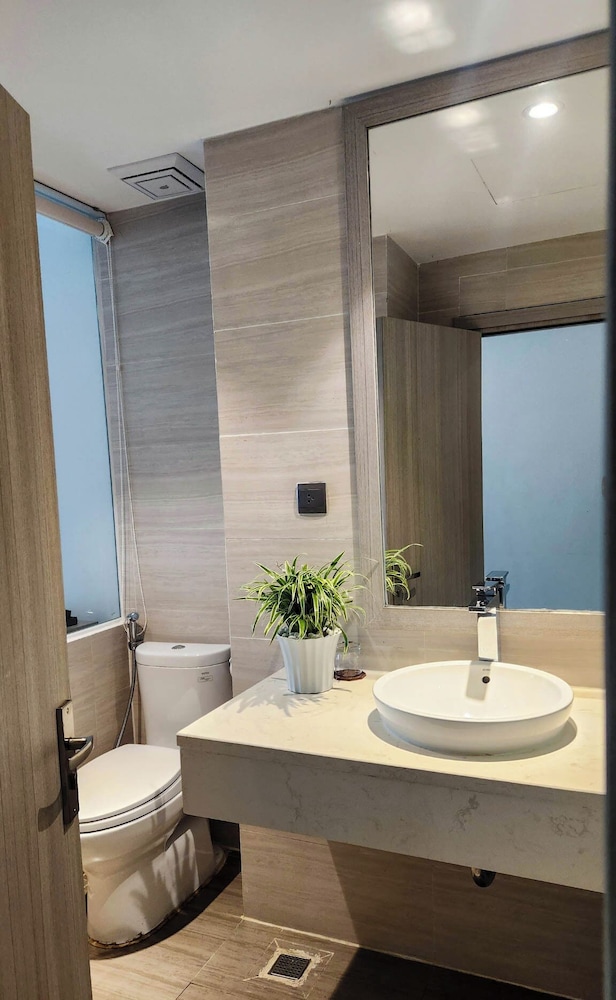 Oceanus Vien Trieu Nha Trang Apartment - Thai Ha