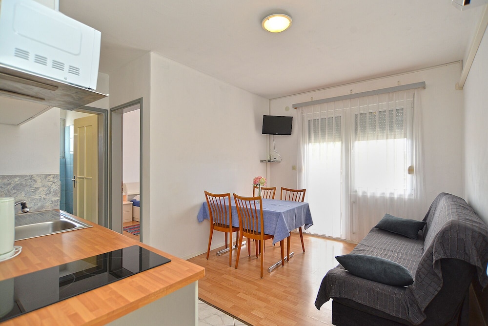 Apartments 2071