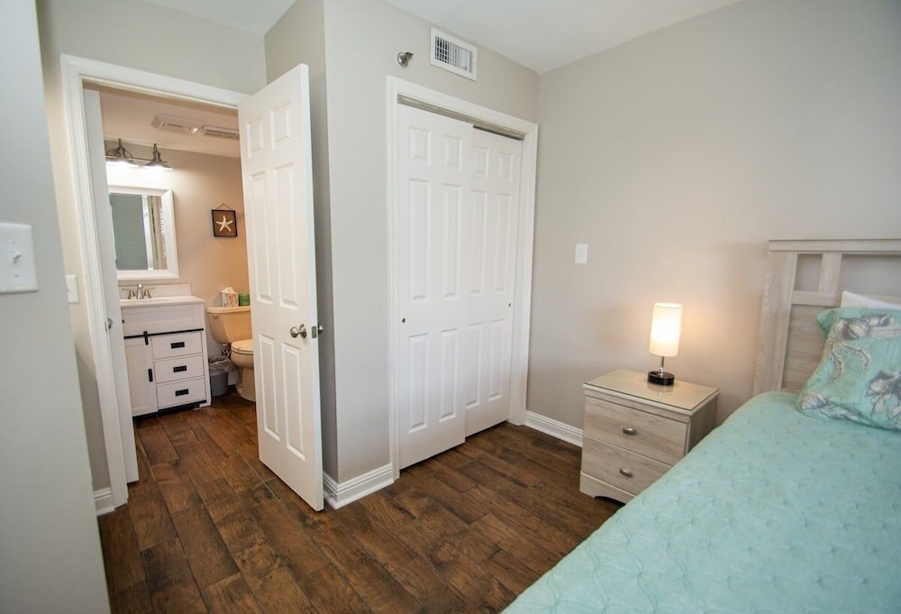 Ocean Forest 1202 1 Bedroom Condo