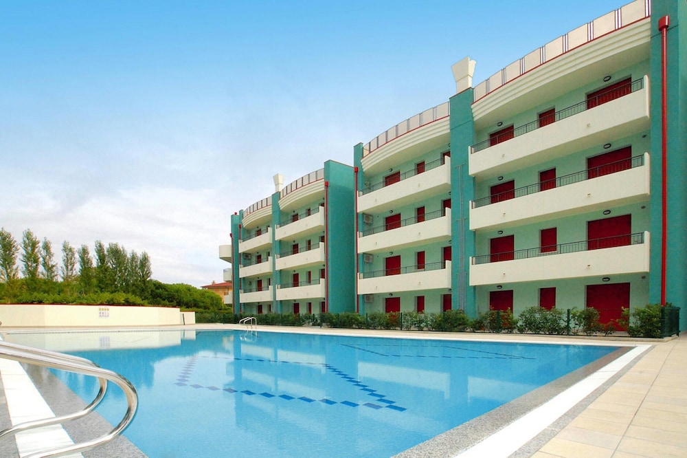 Apartment in Caorle With Heating view 5