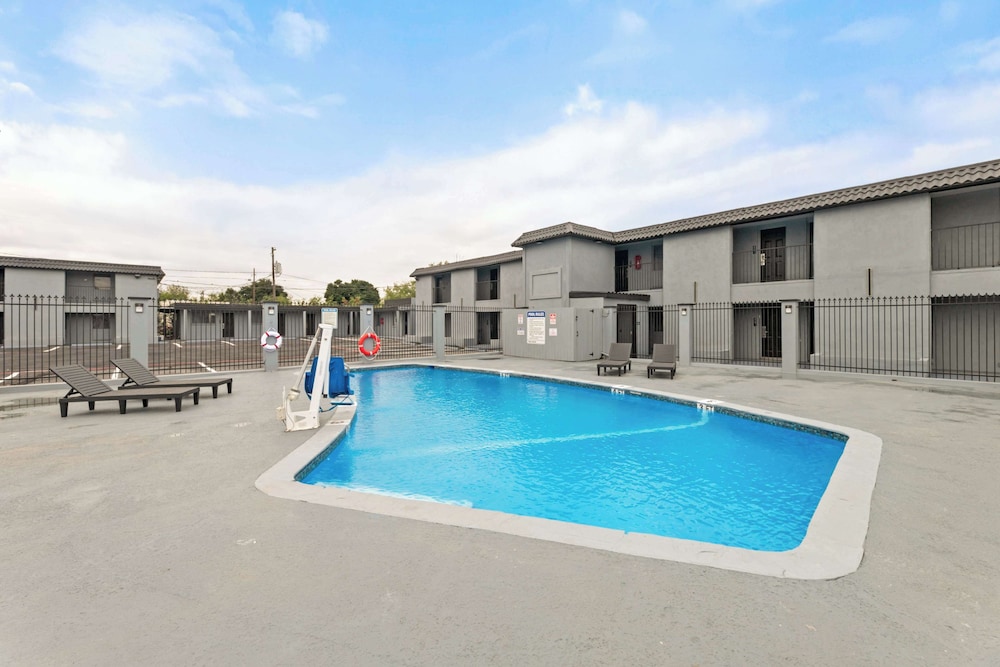 GuestHouse Extended Stay Laredo