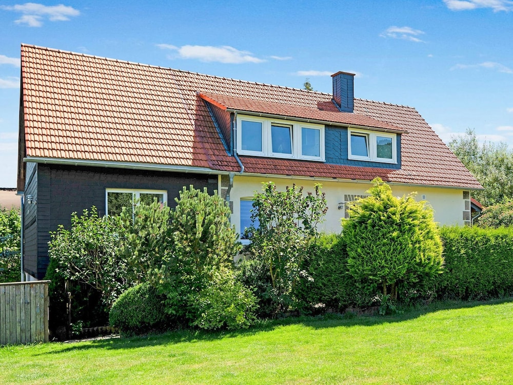 Stilvolle Wohnung in Stormbruch mit Garten