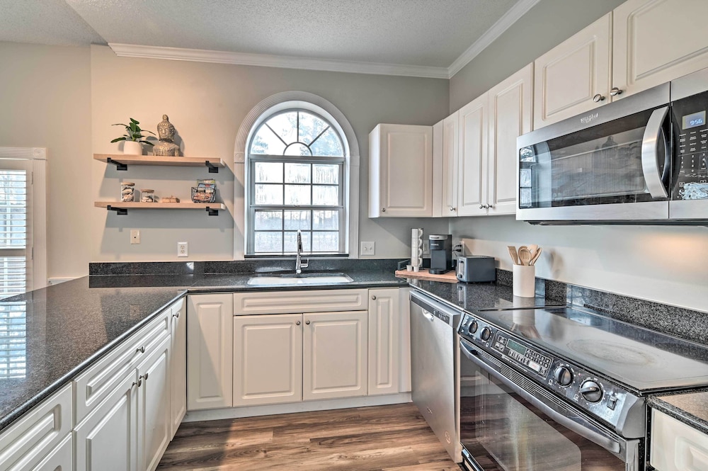 Myrtle Beach Vacation Home Near Boardwalk view 5
