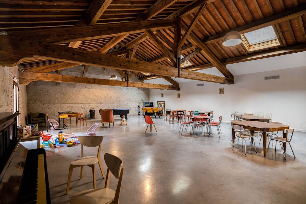 meeting & event spaces