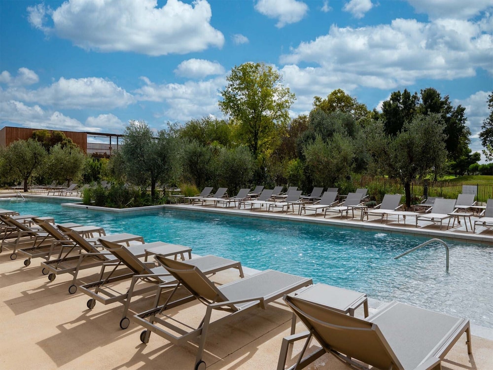 Apartment in Baillargues Near Golf Course