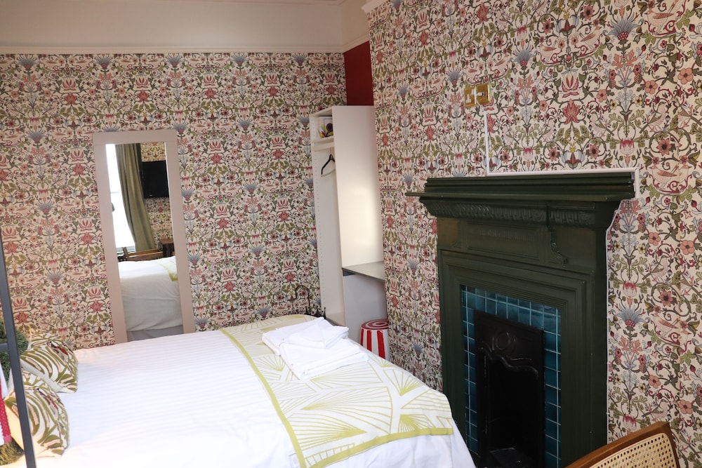 Rooms on The Prom