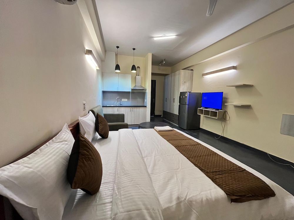 GoBravo Residences – Kapashera, New Delhi