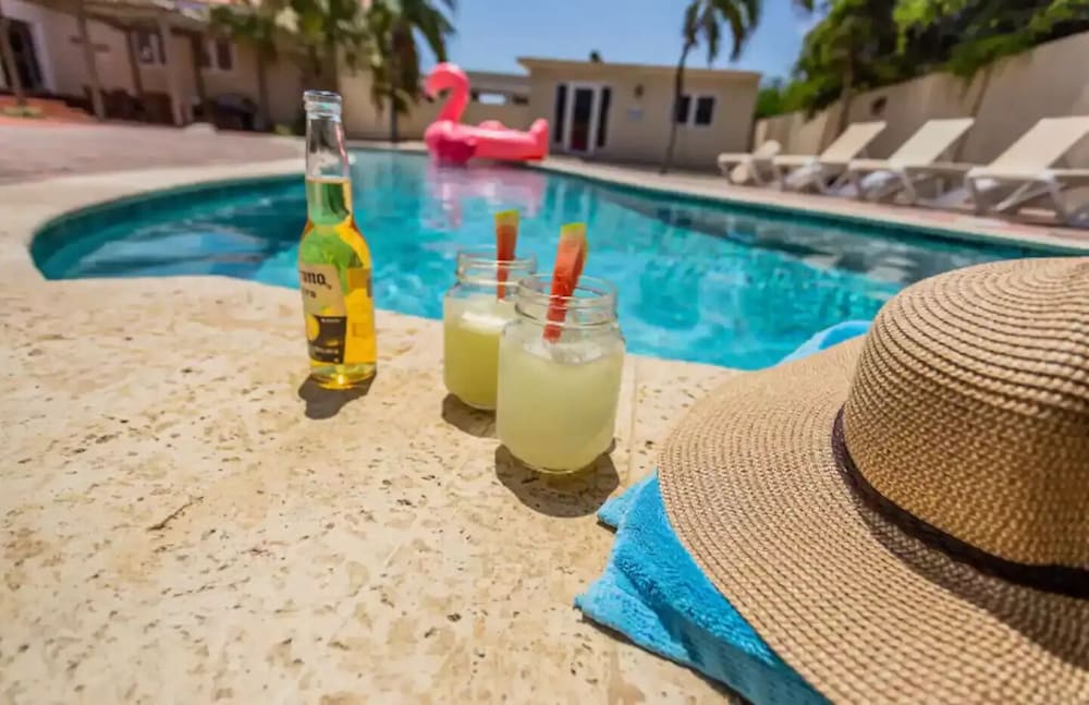 Spacious 6BR Villa w Pool Close2beach Sleeps 16